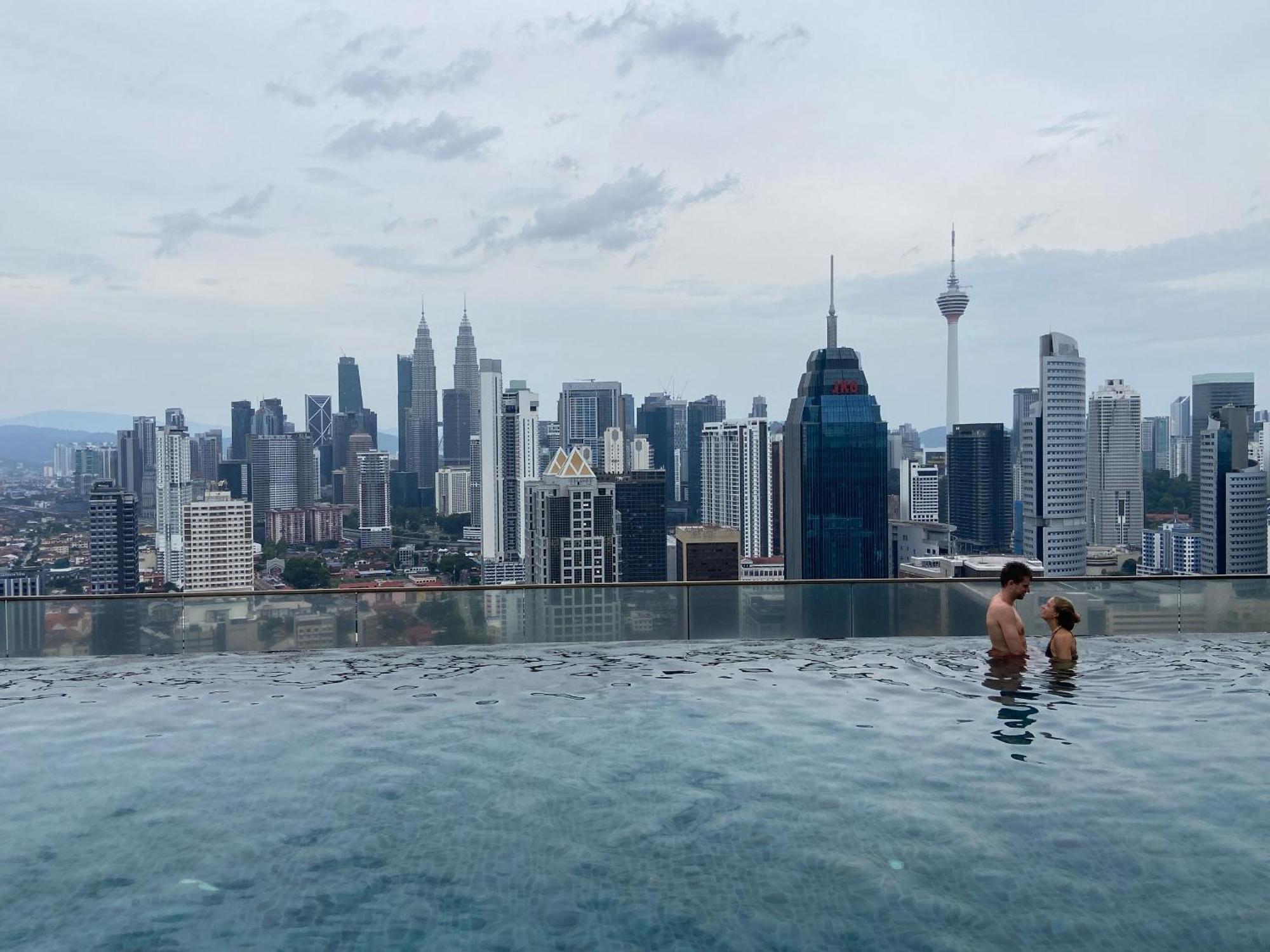 Skypool Kl Free Infinity Pool Over Κουάλα Λουμπούρ Εξωτερικό φωτογραφία