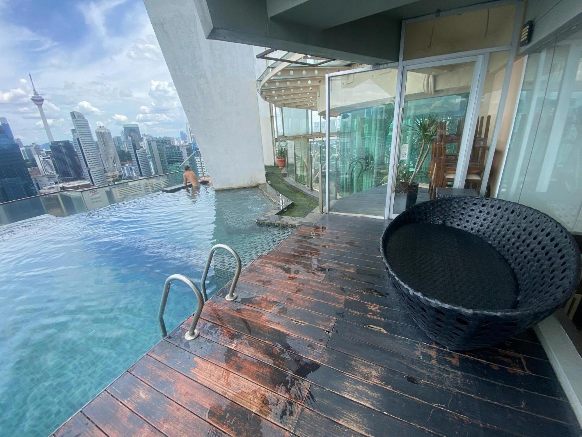 Skypool Kl Free Infinity Pool Over Κουάλα Λουμπούρ Εξωτερικό φωτογραφία